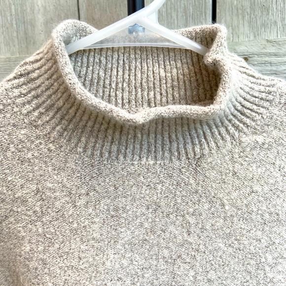 Zara Knit Sweater - Picture 3 of 7